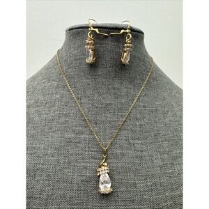 PRECIOUS JEWELS Vintage Necklace & Clip On Earrings Set, 18 KT 18" L